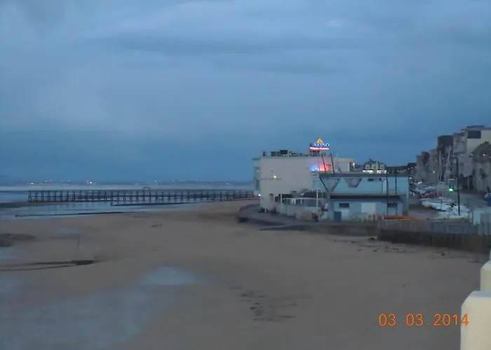 Tanagra A Langrune-s-mer : 4 Personnes アパート *